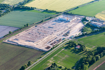 Neubau- Baustelle im Gewerbegebiet Am Bockenheim Weg für die Bezirkswinzergenossenschaft Wonnegau eG in Monsheim im Bundesland Rheinland-Pfalz, Deutschland