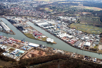 Rheinhafen im Ortsteil Mühlburg in Karlsruhe im Bundesland Baden-Württemberg, Deutschland