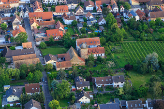 Burg Friedelsheim mit Mennonitengemeinde Friedelsheim K.d.ö.R im Bundesland Rheinland-Pfalz, Deutschland