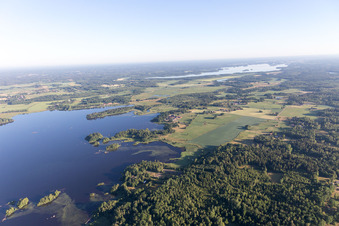 Schrägluftbild von Skäggalösa im Bundesland Kronoberg, Schweden