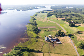 Drohnenaufname von Hunna im Bundesland Kronoberg, Schweden