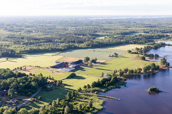 Skäggalösa im Bundesland Kronoberg, Schweden von einer Drohne aus