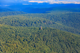 Bismarckturm in Kallstadt im Bundesland Rheinland-Pfalz, Deutschland