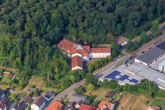 Eichenauer GmbH & Co. KG in Hatzenbühl im Bundesland Rheinland-Pfalz, Deutschland