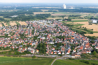 Ortsteil Heiligenstein in Römerberg im Bundesland Rheinland-Pfalz, Deutschland vom Flugzeug aus