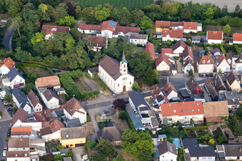 Pankratius Kirche im Ortsteil Berghausen in Römerberg im Bundesland Rheinland-Pfalz, Deutschland