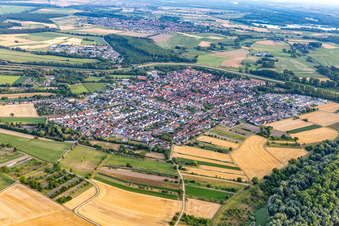 Rußheim von Norden in Dettenheim im Bundesland Baden-Württemberg, Deutschland