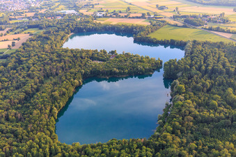 Baggersee Grötzingen in Karlsruhe im Bundesland Baden-Württemberg, Deutschland