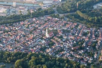 Heilig-Geist Kirche im Ortsteil Daxlanden in Karlsruhe im Bundesland Baden-Württemberg, Deutschland