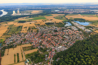 Ortsansicht aus Südwesten im Ortsteil Rheinsheim in Philippsburg im Bundesland Baden-Württemberg, Deutschland