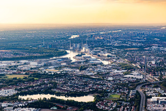 Drohnenbild von Rheinauhafen in Mannheim im Bundesland Baden-Württemberg, Deutschland