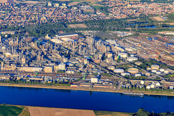 BASF Kompressorenstr in Ludwigshafen am Rhein im Bundesland Rheinland-Pfalz, Deutschland