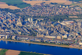 Luftbild von BASF Kompressorenstr in Ludwigshafen am Rhein im Bundesland Rheinland-Pfalz, Deutschland