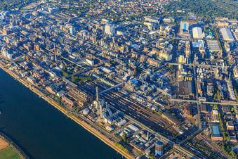 Drohnenaufname von Ortsteil BASF in Ludwigshafen am Rhein im Bundesland Rheinland-Pfalz, Deutschland
