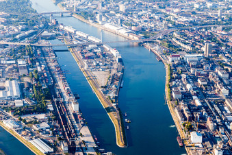 Luftbild von Neckarspitze Mühlauhafen im Ortsteil Innenstadt in Mannheim im Bundesland Baden-Württemberg, Deutschland