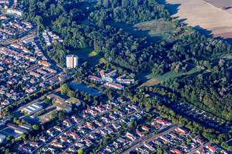 Dr. Hans Bardens Haus im Ortsteil Gartenstadt in Ludwigshafen am Rhein im Bundesland Rheinland-Pfalz, Deutschland