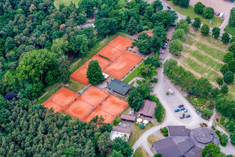 Tennisclub Rülzheim im Bundesland Rheinland-Pfalz, Deutschland vom Flugzeug aus