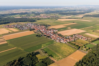 Drohnenaufname von Ortsteil Hayna in Herxheim bei Landau im Bundesland Rheinland-Pfalz, Deutschland