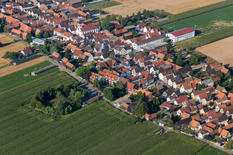 Hotel Restaurant Krone im Ortsteil Hayna in Herxheim bei Landau im Bundesland Rheinland-Pfalz, Deutschland