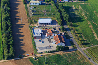 Freiwillige Feuerwehr Kandel und DRK-Rettungswache im Bundesland Rheinland-Pfalz, Deutschland