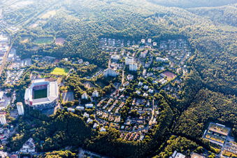 Sportstätten-Gelände der Arena des Stadion " Fritz-Walter-Stadion " an der Fritz-Walter-Straße im Stadtteil Betzenberg in Kaiserslautern im Bundesland Rheinland-Pfalz, Deutschland