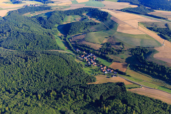 Luftbild von Dorfansicht aus Süden im Ortsteil Messersbacherhof in Gundersweiler im Bundesland Rheinland-Pfalz, Deutschland