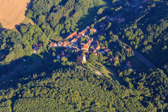Protestantische Kirche Rathskirchen - Prot. Kirchengemeinde In der Alten Welt im Bundesland Rheinland-Pfalz, Deutschland
