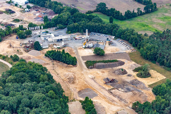 Kiesgrube in Barendorf im Bundesland Niedersachsen, Deutschland