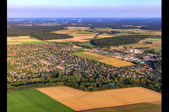 Ortsansicht aus Westen im Ortsteil Altenebstorf in Ebstorf im Bundesland Niedersachsen, Deutschland