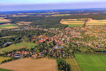 Luftbild von Ortsansicht aus Westen in Ebstorf im Bundesland Niedersachsen, Deutschland