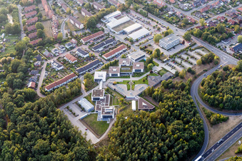 Luftbild von Campus- Gebäude der Werum Software & Systems AG und Werum IT Solutions GmbH im Ortsteil Moorfeld in Lüneburg im Ortsteil Lüne-Moorfeld im Bundesland Niedersachsen, Deutschland