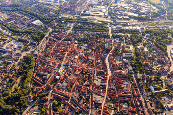 Altstadt aus Westen mit Am Sande in Lüneburg im Bundesland Niedersachsen, Deutschland