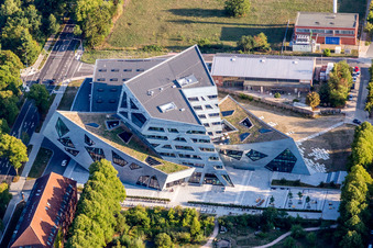 Luftbild von Campus- Universitäts- Bereich Zentralgebäude Leuphana Universität Lüneburg vom Architekt Libeskind in Lüneburg im Ortsteil Bockelsberg im Bundesland Niedersachsen, Deutschland