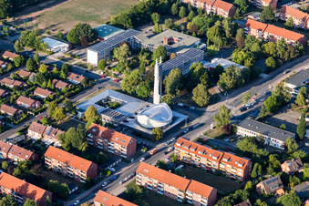 Drohnenaufname von Altstadtbereich und Innenstadtzentrum in Lüneburg im Bundesland Niedersachsen, Deutschland