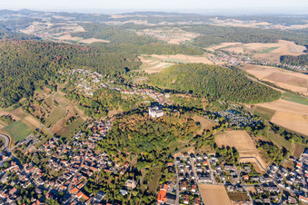 Drohnenaufname von Fischbachtal, Schloß Lichtenberg im Ortsteil Niedernhausen im Bundesland Hessen, Deutschland