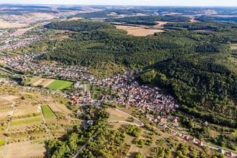 Ortsteil Oberlauda in Lauda-Königshofen im Bundesland Baden-Württemberg, Deutschland aus der Luft