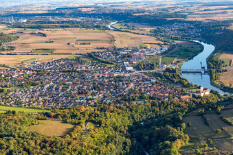 Schrägluftbild von Gundelsheim im Bundesland Baden-Württemberg, Deutschland