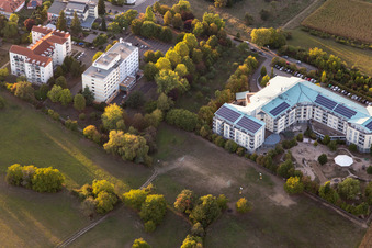 Fachklinik MiKiNa und Vitalis-Bad im Ortsteil Bad Langenbrücken in Bad Schönborn im Bundesland Baden-Württemberg, Deutschland