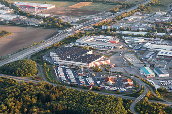 Betonwerk der Schneider Betonfertigteilewerk GmbH in Huttenheim in Philippsburg im Bundesland Baden-Württemberg, Deutschland