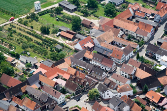 Hauptstraße x Raiffeisenstr in Winden im Bundesland Rheinland-Pfalz, Deutschland