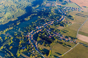 Schrägluftbild von Petersbach im Bundesland Bas-Rhin, Frankreich