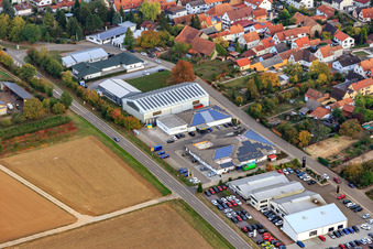 Gewerbegebiet Alte Landstraße mit  EDEKA Paul, Autohaus Friedmann GmbH & Co. KG in Steinfeld im Bundesland Rheinland-Pfalz, Deutschland