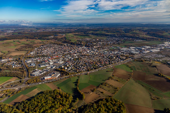 Hinter der A6 in Sinsheim im Bundesland Baden-Württemberg, Deutschland