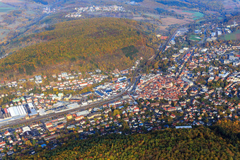 Stadtansicht im Elztal aus Südwesten in Mosbach im Bundesland Baden-Württemberg, Deutschland