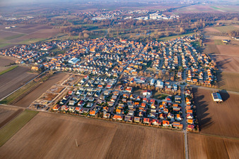 Steinweiler von Südosten im Bundesland Rheinland-Pfalz, Deutschland