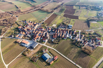 Oberhofen aus Norden in Pleisweiler-Oberhofen im Bundesland Rheinland-Pfalz, Deutschland