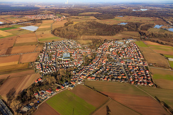 Dorfansicht aus Westen in Kuhardt im Bundesland Rheinland-Pfalz, Deutschland