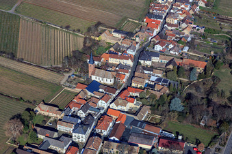 Kirche St. Margareta in Forst an der Weinstraße im Bundesland Rheinland-Pfalz, Deutschland