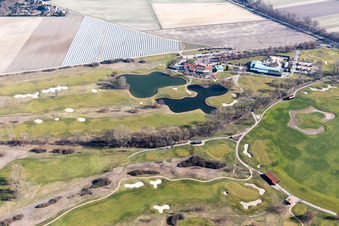 Golfplatz Kurpfalz in Limburgerhof im Bundesland Rheinland-Pfalz, Deutschland von oben