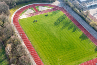 Sportplatz am Erasmus-Gymnasium in Denzlingen im Bundesland Baden-Württemberg, Deutschland